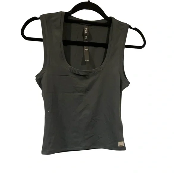 NWT Vuori halo essential scoop tank AGATE GREEN Size XS - Picture 2 of 4